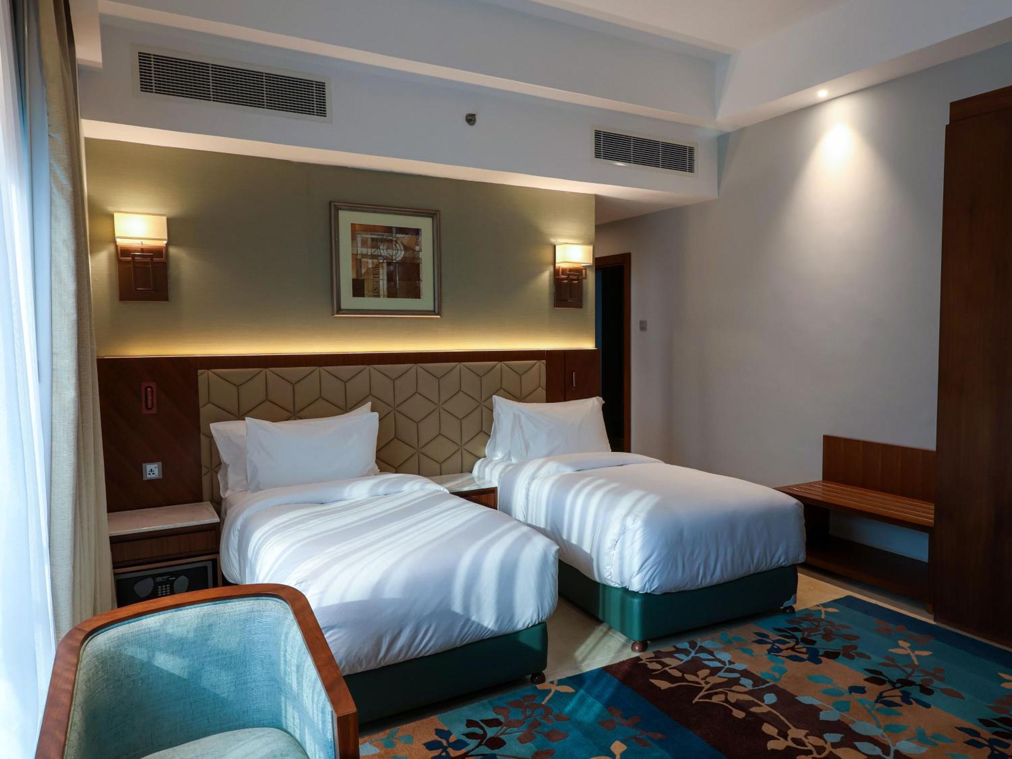The Seven Hotel Manama Exterior foto